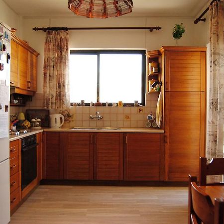 Apartment By The Beach Kalamata Bagian luar foto